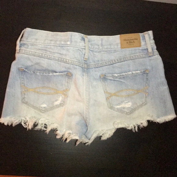 jean shorts from Abercrombie and Fitch - Picture 2 of 2